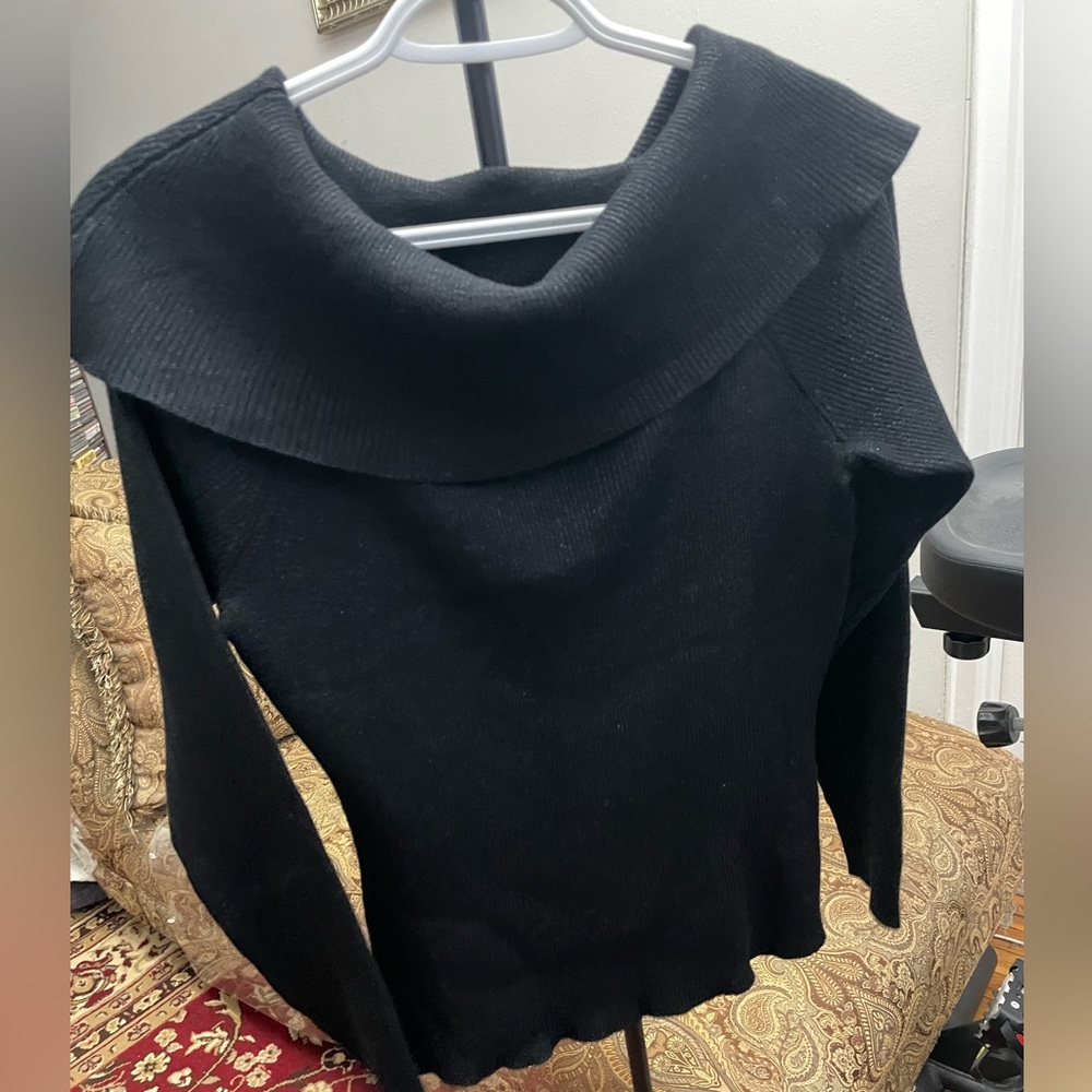 Intempo Women’s Off The Shoulder Ribbed Knit Black and Metallic Thread Sweater